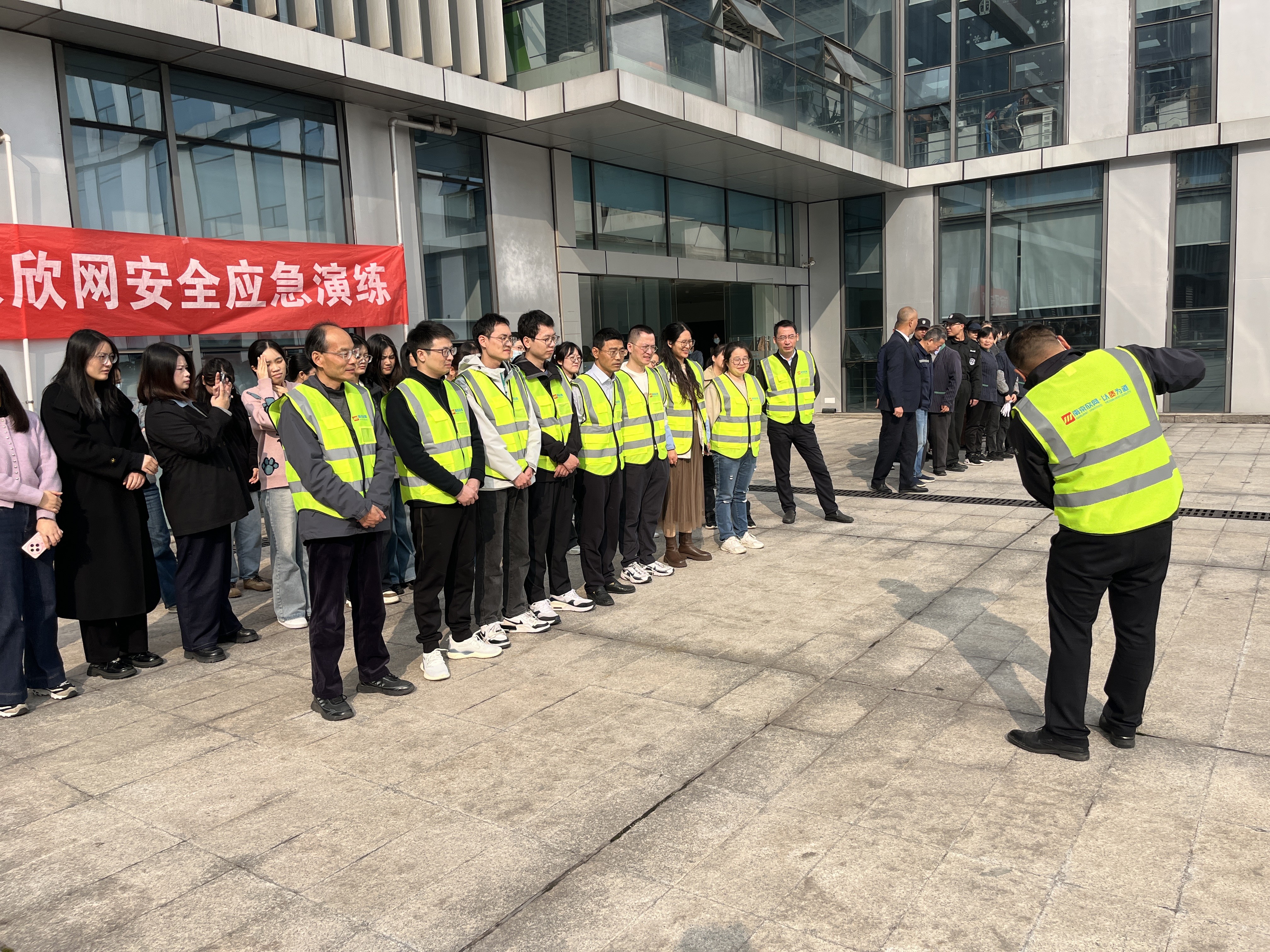 拼搏·体育-拼搏（中国）
|南京欣网|欣网通信